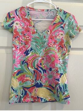 LILLY PULITZER  Floral V-Neck Top